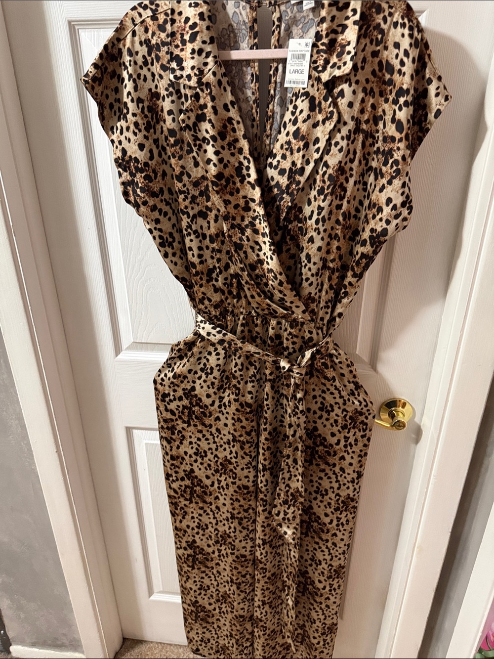 Bar III NWT Size L Cheetah Print Wrap Jumper - Brown